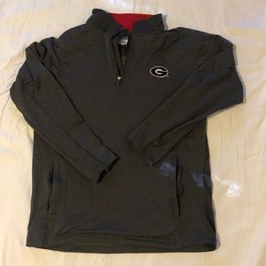 UGA Men’s 1/4 fleece lined shirt.